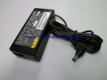 FMV-AC317E/CP430150-01 блок питания ноутбука Fujitsu 16V 3,75A
